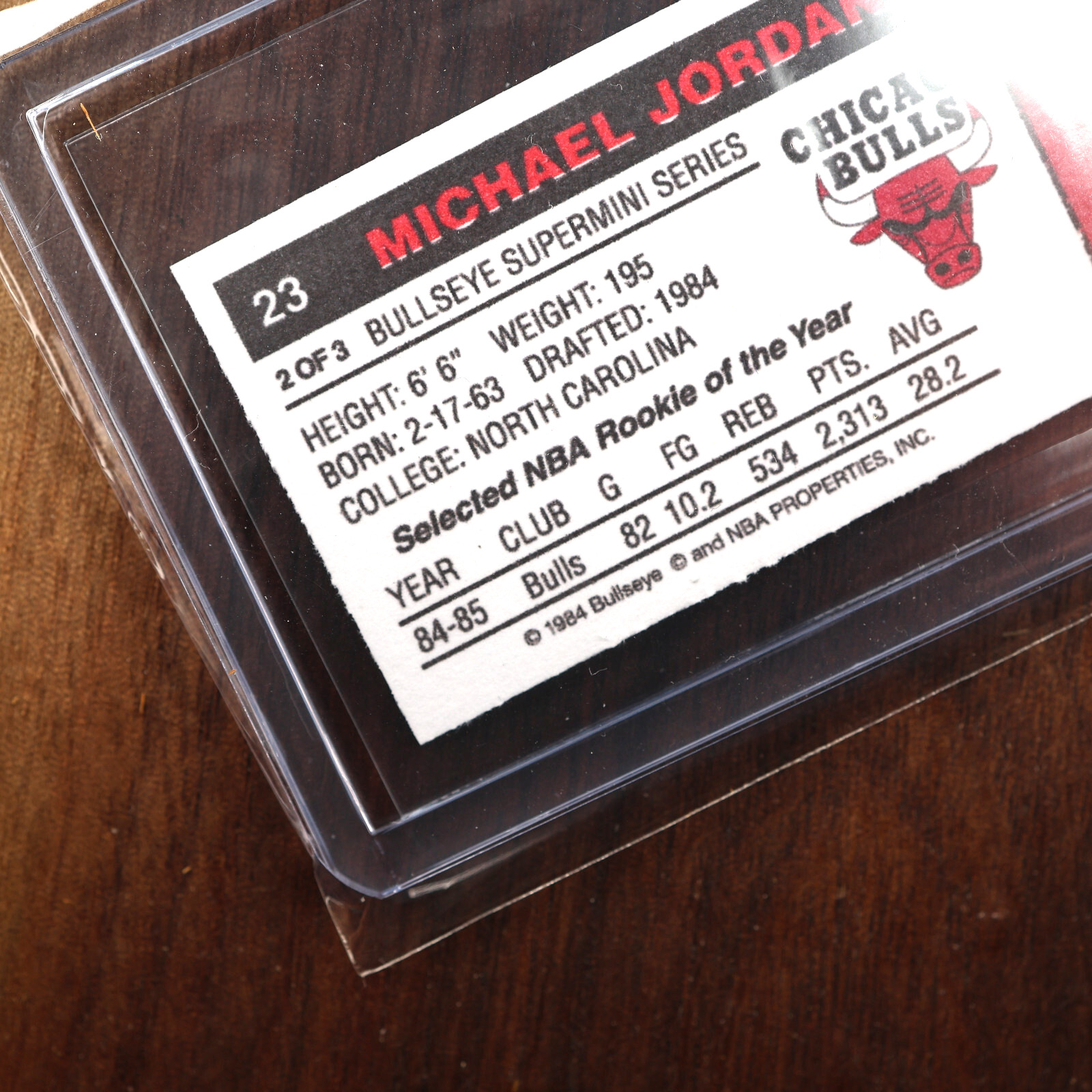 Michael Jordan Rookie RC Supermini NO 1986 Fleer Basketball Card - 2/3 view 6