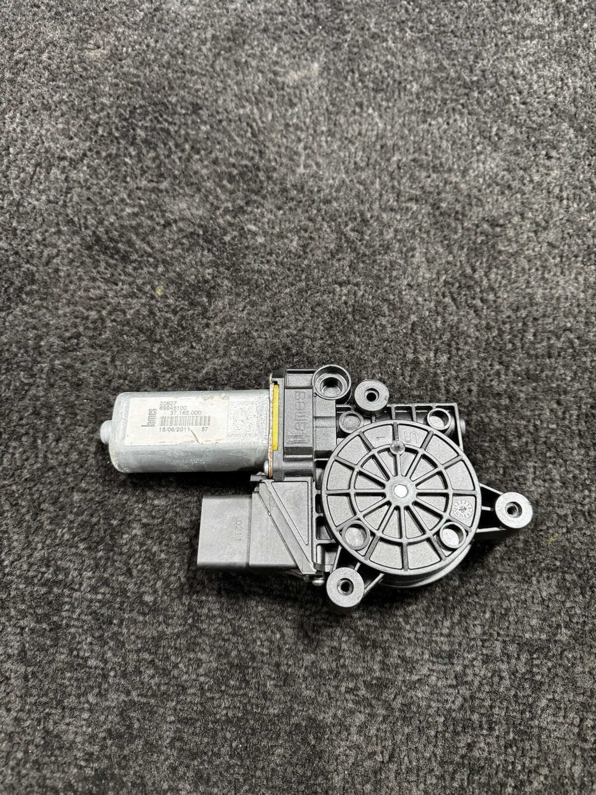 2010-2014 Ferrari California Rear Right Passenger Quarter Window Motor OEM