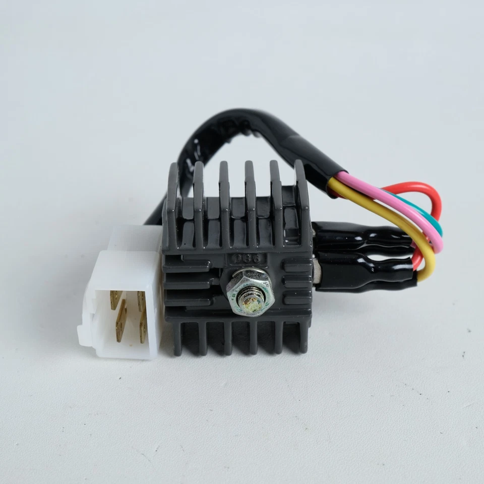 Выпрямитель в сборе для Honda CB100 CB125S CL100 CL100S SL100 SL125 31700-107-782 новый из старых запасов - Изображение 4 из 4