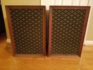 university speakers vintage