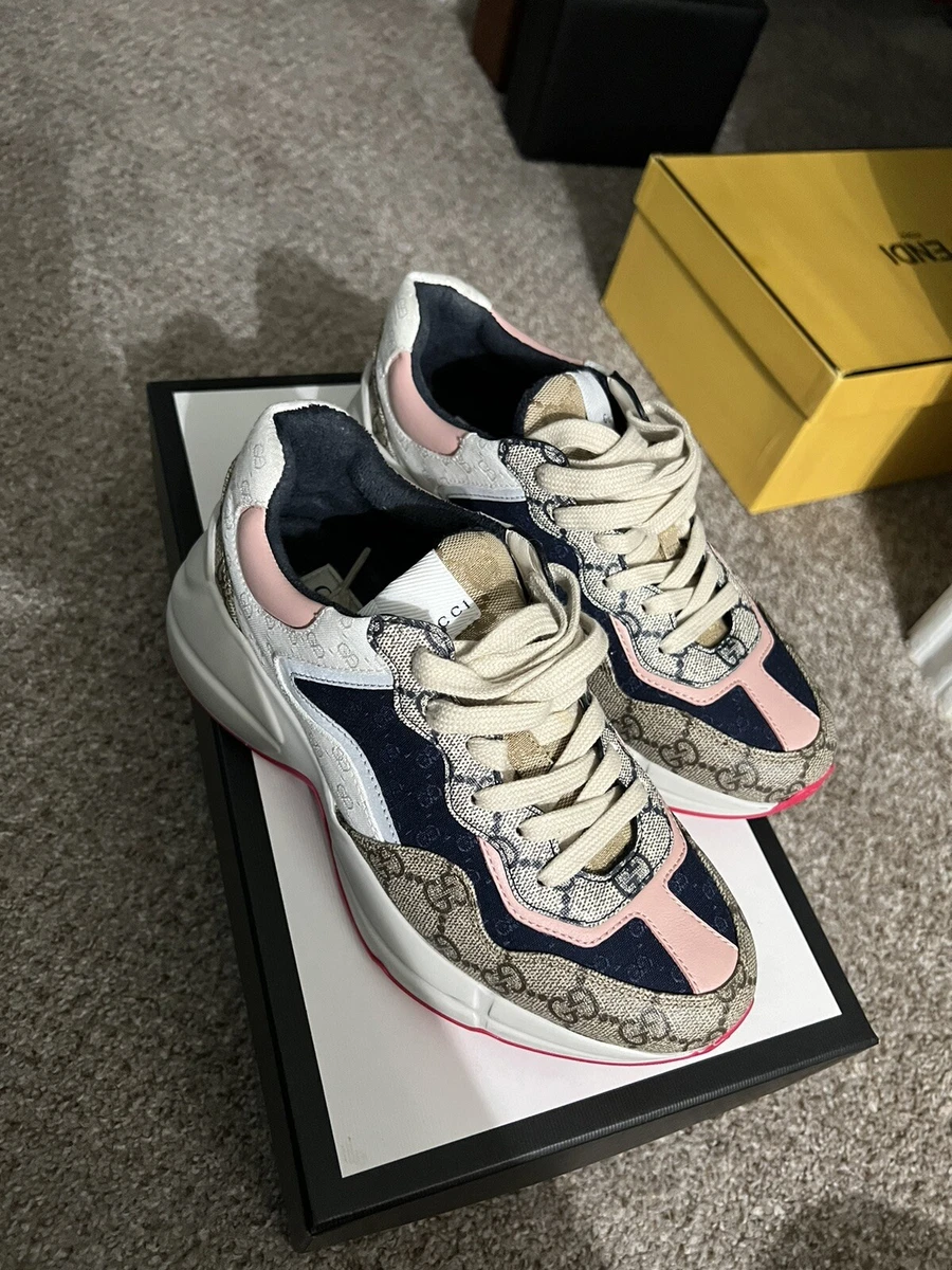 gucci gg rhyton sneakers pink
