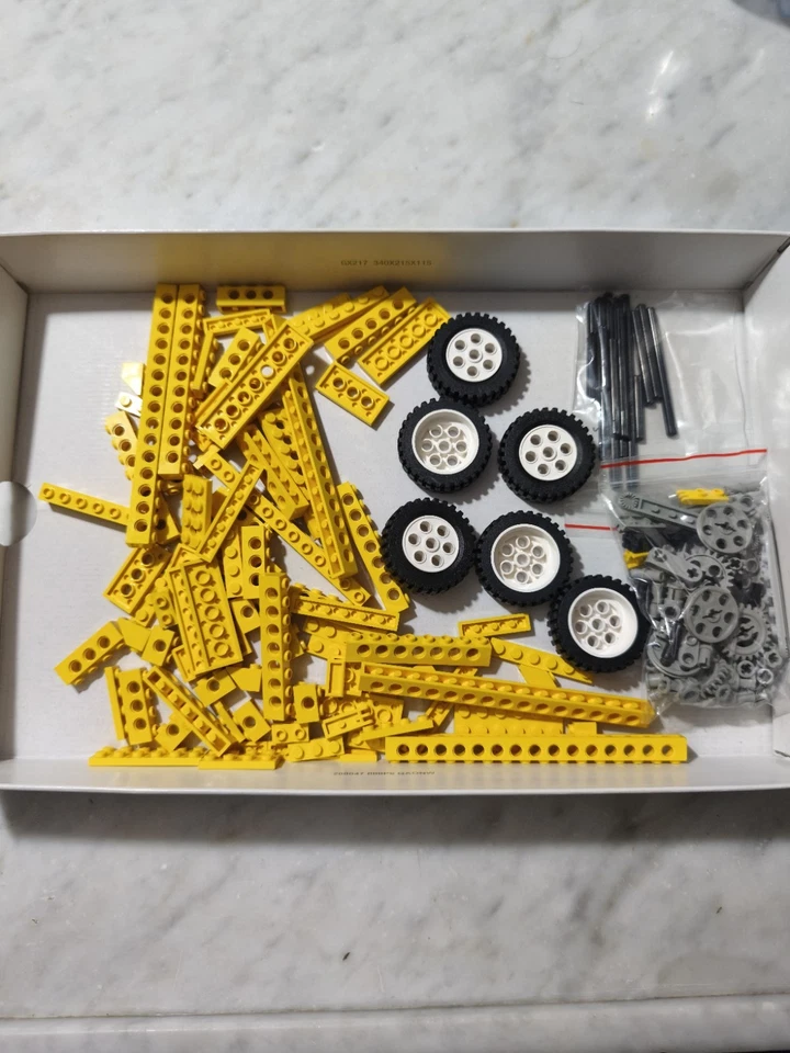 LEGO Technic 8034 Universal Building Set, foto 1 di 5