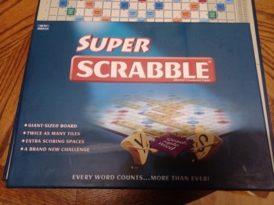 Super Scrabble Spiel: Riesengroßes Brett 200 Holzsteine Edition - von Tinderbox