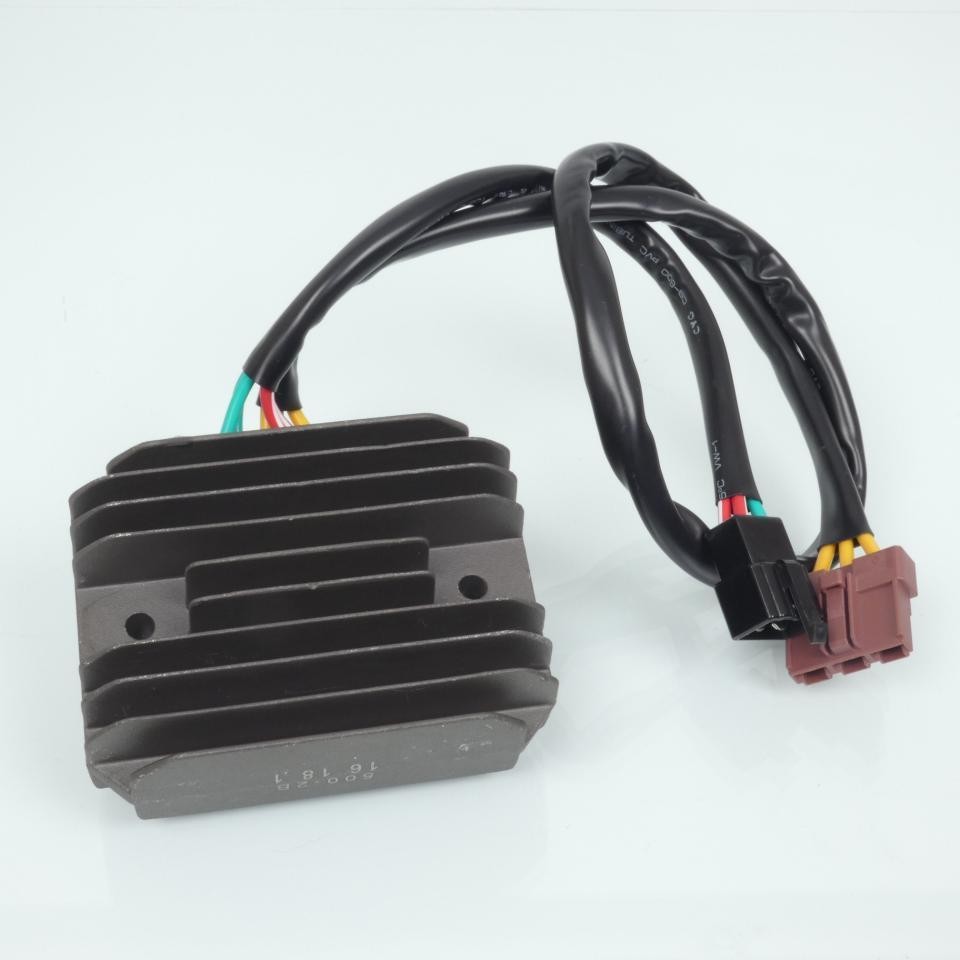 Régulateur RMS Aprilia SR 125 résout les problèmes de phare faible