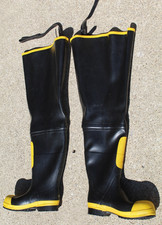 BLACK DIAMOND 3/4 LENGTH RUBBER FIREMAN FIREFIGHTER BOOTS SIZE 10 OUSTANDING
