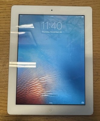 Apple iPad (3rd Generation) A1416 64 GB Wi-Fi 9.7 In White Good