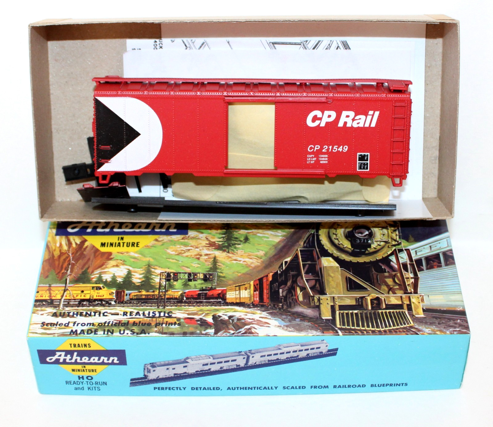 Athearn 1225 HO 40' Box Car kit CP Rail 21549 NIB