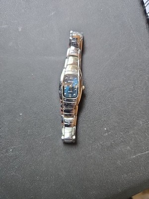 SEIKO LUCENT Women s Quartz Watch Blue Dial Silver Tone Japan Made