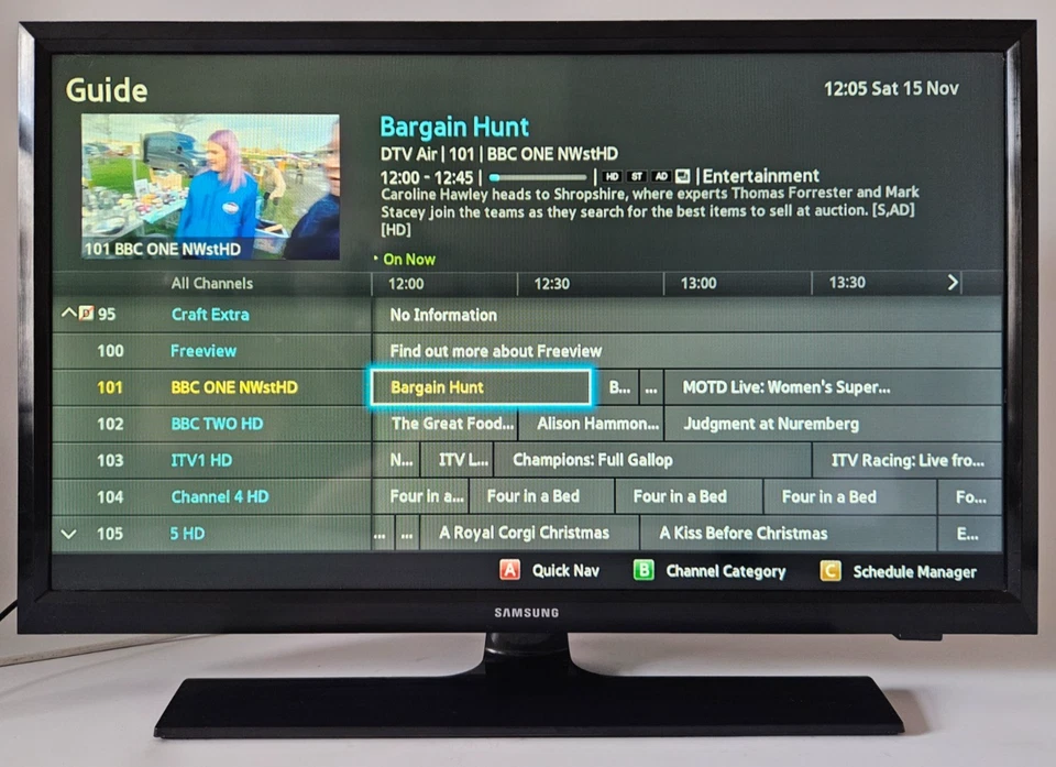 Samsung T24E310EX 24" FHD TV / Monitor with Freeview HD, 2x HDMI, USB, Remote - Image 2 of 4