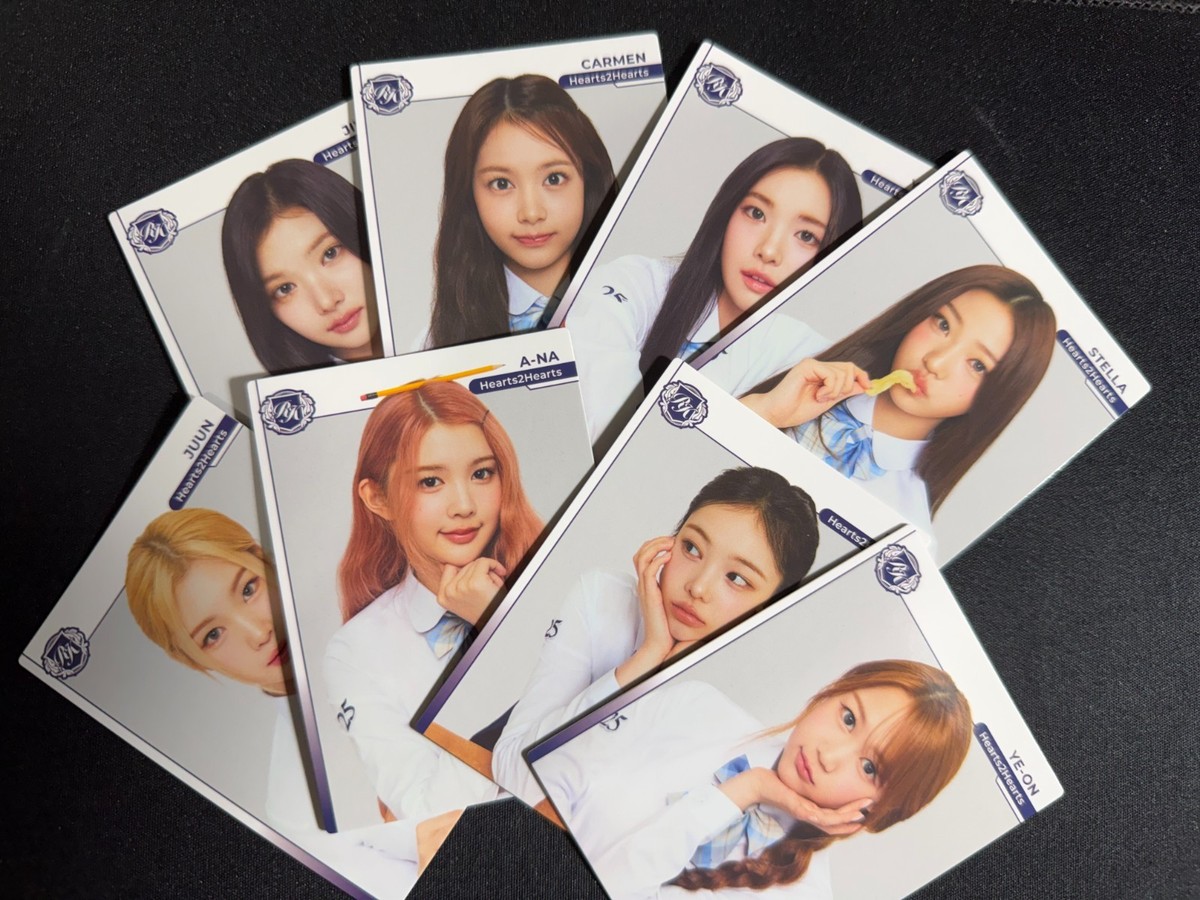 2025 TELECA K-POP Rookie • Hearts2Hearts Base Cards H2H-001 to H2H