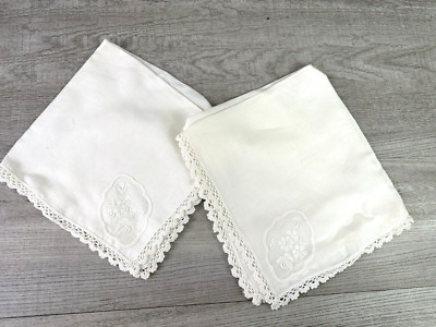 Unbranded Set of 2 Vintage White Cloth Napkins Crochet Scalloped Edge