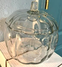 Anchor Hocking Pumpkin Jar & Lid 2.2QT/ 70 oz Glass Candy/Cookie/Holiday Jar-EUC