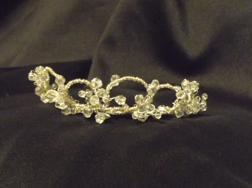 CRYSTAL & SILVER TIARA HEADPIECE, Bridal, Evening, HANDCRAFTED, BRAND NEW, Aust - Picture 2 of 3