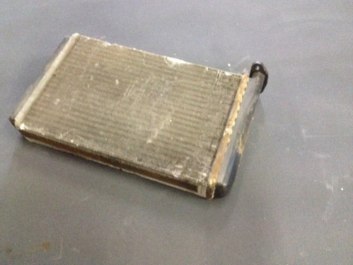 H139/  VW Passat B1 B2 Porsche 924 Heizungskühler Wärmetauscher   823819031