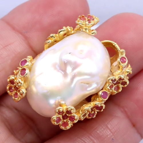 925 Sterling Silver White Baroque Pearl & Red Ruby Jewelry Ring Size 5.75 - Picture 2 of 4