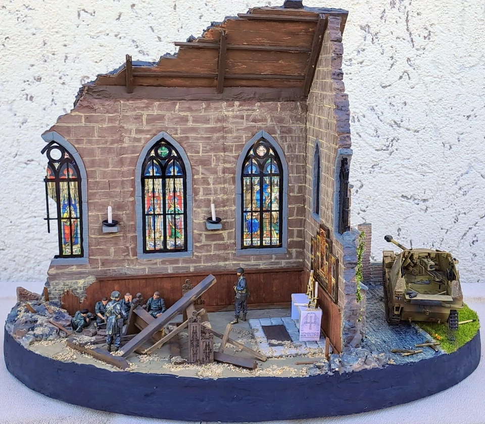 Diorama scala 1/35 2ª Guerra Mondiale: Marder III tedesco e Willys americano - Immagine 4 di 4