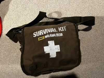 AMC The Walking Dead Survival Kit 2013-14 Original! NEVER USED FULL BRAND NEW