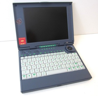 Vintage Laptop Olivetti ECHOS 24c / Für Technik Sammler / Technik Museum