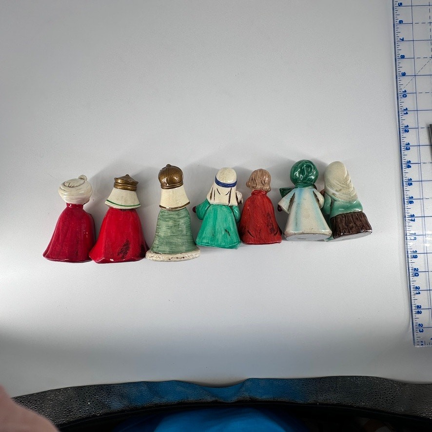 Vintage Chalkware Nativity Set 7 Pc Hand Painted MY Korea Figurines