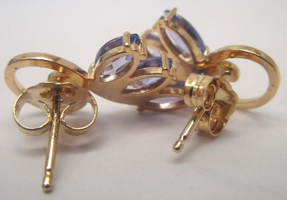 Pendientes de tanzanita real vintage de oro amarillo de 14k de 0,90 quilates Foto 2 de 4