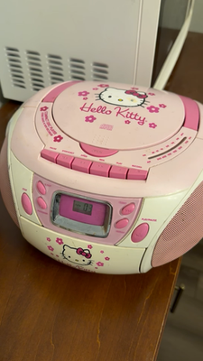 Hello Kitty KT2028A Pink/White Boombox CD Player Cassette AM/FM