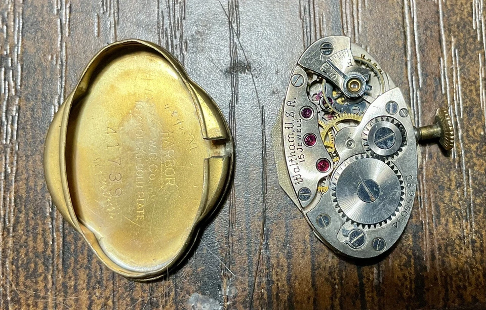 Waltham wrist watch Good Balance Model L-6.5  15 Jewel Grade No. 665 - Image 3 of 4