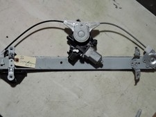 2011 Subaru Impreza RH-F Window Regulator