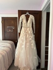 wedding dress, David's Bridal, Galina Signature, size 2, ivory, long sleeve,slip