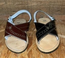 Huarache Artesanal Mexicano. Sandalia mexicana de cuero Huacache cruzado hecha a mano