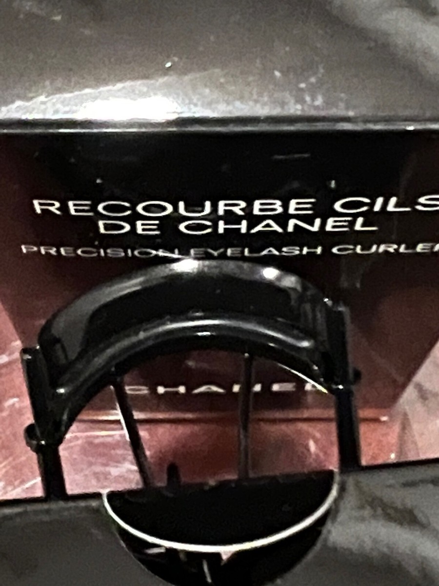 ラグジュアリー【CHANEL】ビューラーLe Recourbe Cils de Chanel LE RECOURBE CILS DE CHANEL EYELASH CURLER | eBay