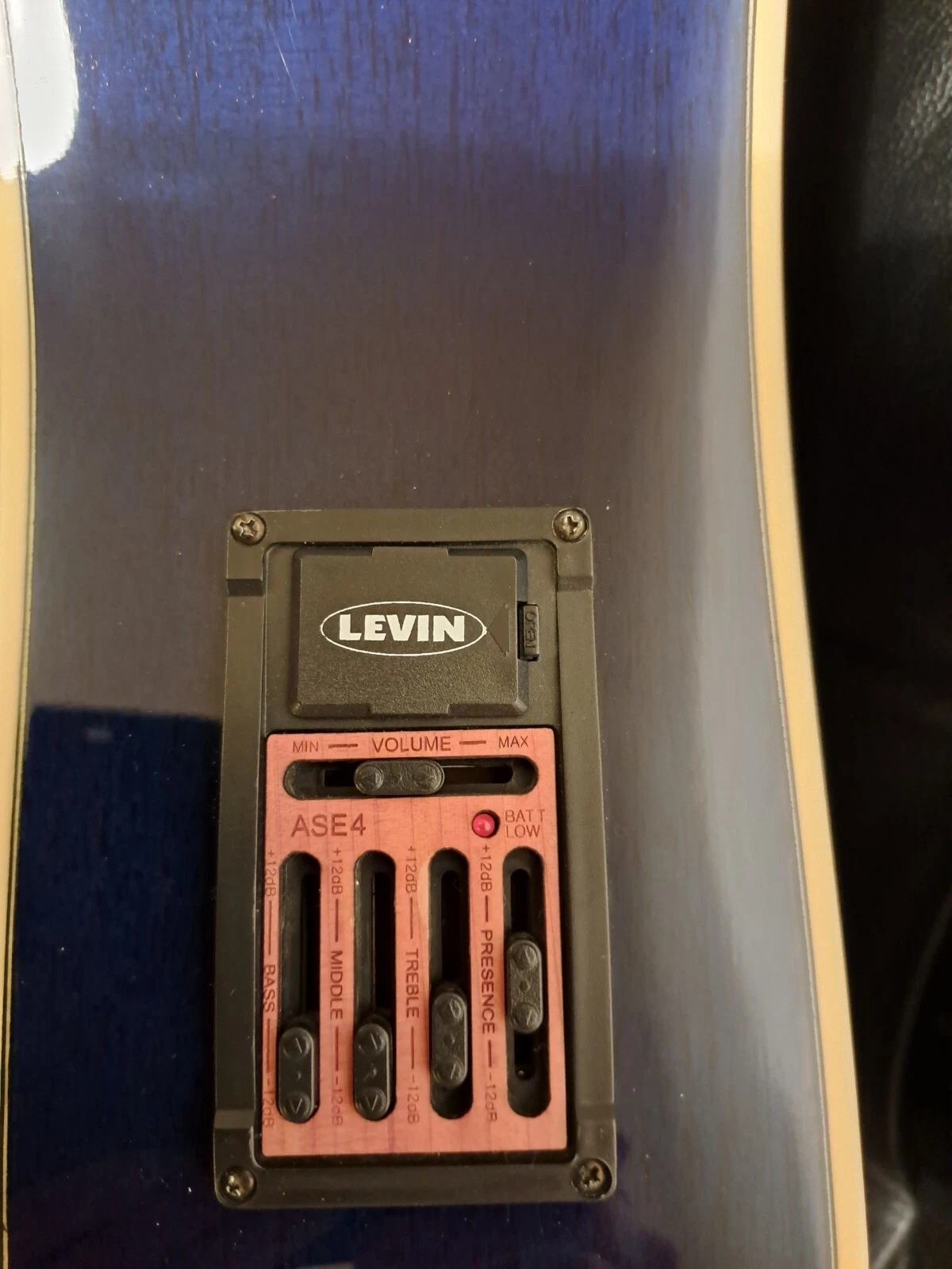 Picture 10 of 24