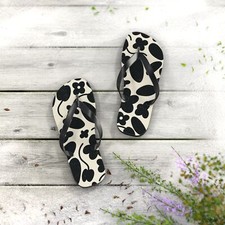 Floral Flip Flops, Chic Summer Beach Sandals, Poolside Footwear