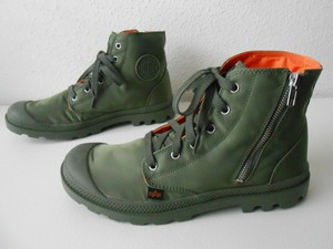 palladium zipper boots