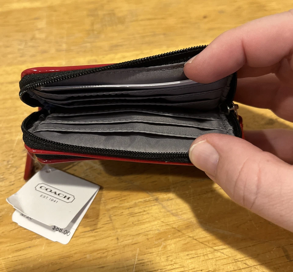 Бумажник для монет Coach Animal Cheetah Print красный НОВЫЙ F65368 на молнии Park - Изображение 3 из 4