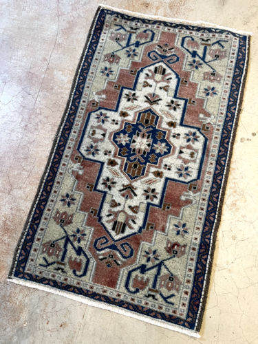 Tappeto di preghiera vintage turco anatolico 100% lana tessuto a mano 1'9 x 3'1 piedi - Foto 1 di 3