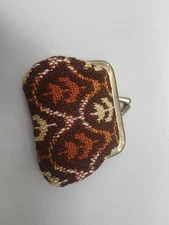 Vintage Welsh Wool Tapestry Brynkir Change Purse Kiss Lock
