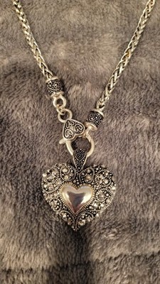Silver-Tone Rope Chain Necklace, Heart Charm Pendant, White Crystal Cluster