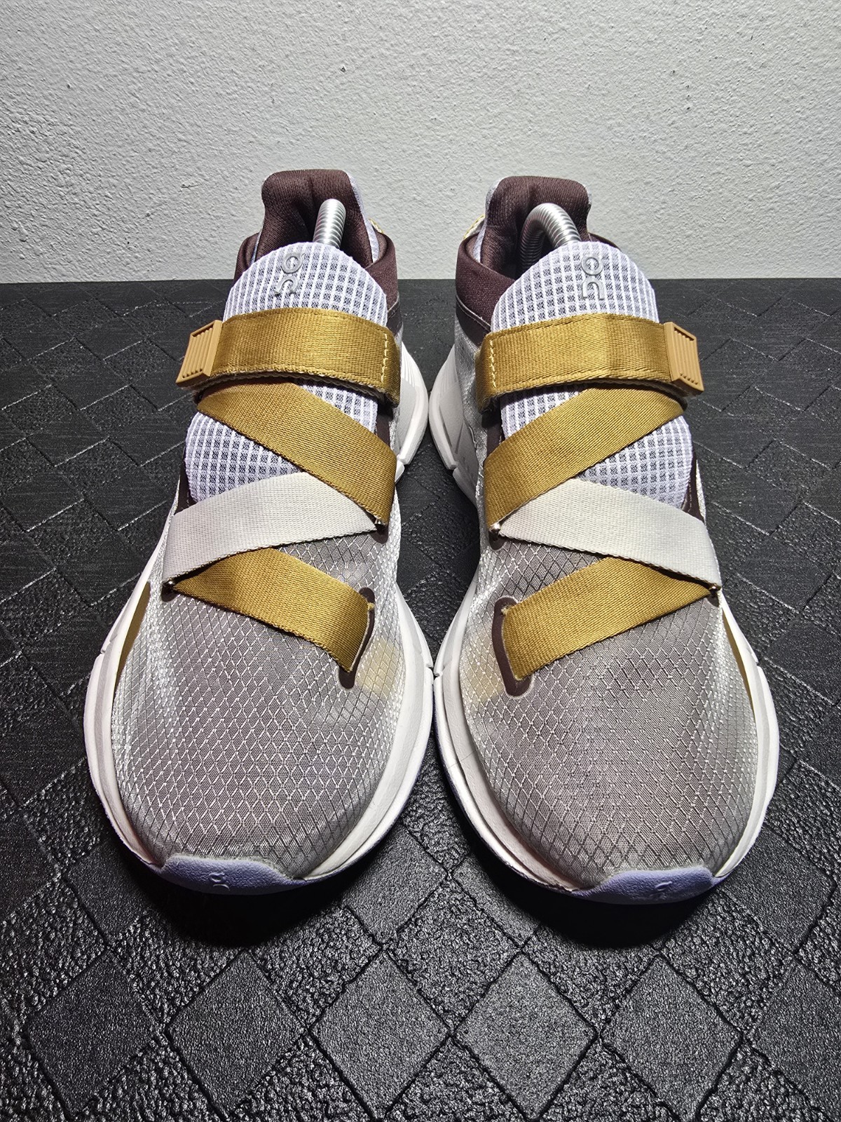 On Cloud CloudTec Cloudnova Wrap Women Shoes 26.9… - image 1