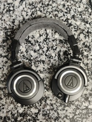 Audio-Technica ATH-M50X Professional Over Ear Headphones For Parts Repair 