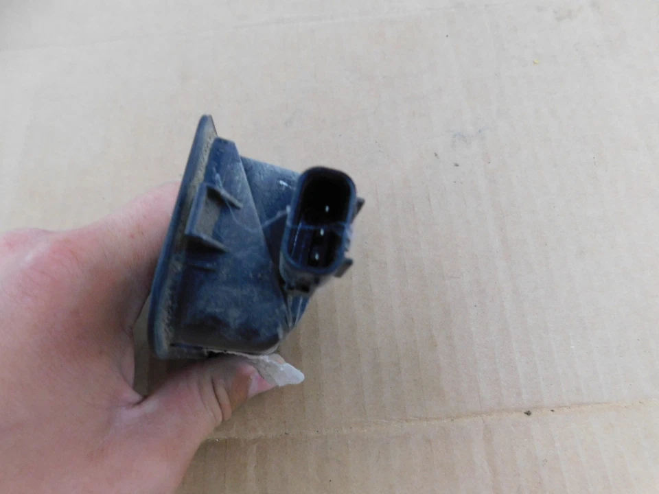 Luz de matrícula tapa maletero Honda Accord 2018-2021 OEM 176660003 Foto 3 de 3