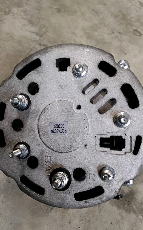 Alternator For Yanmar 3JH2, 3JH2BE, 3JH2E 1991-1999, 3JH3 1999-2003; 400-44130 - Image 4 of 4