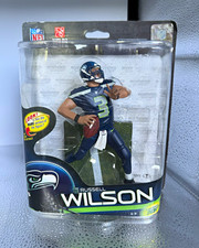Guide to 2013 McFarlane NFL Sports Picks Exclusive Figures 9