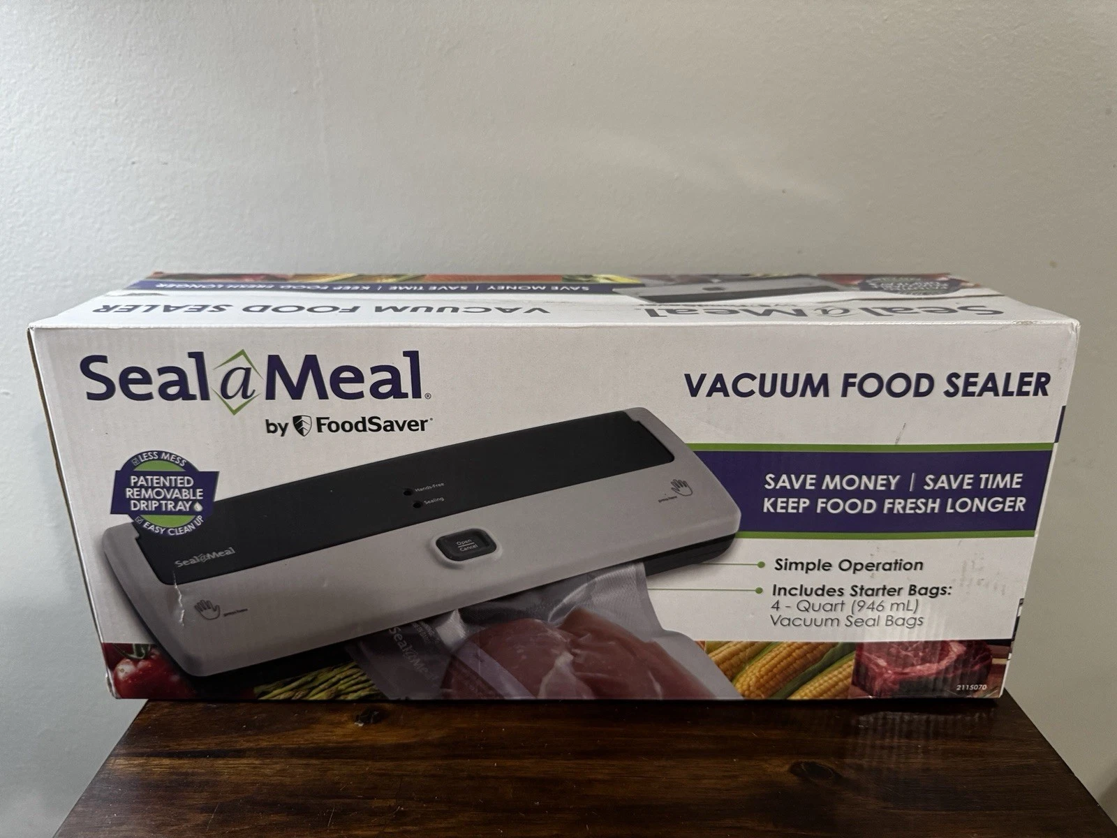 FoodSaver Seal-a-Meal Vacuum Food Sealer Starter Bags White/Gray