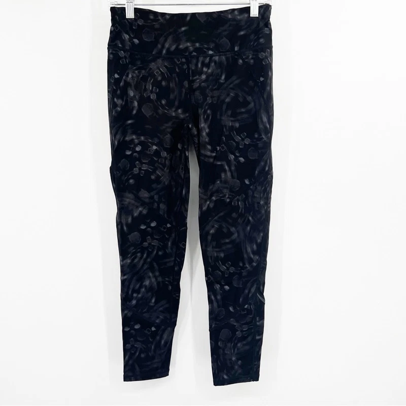 sweaty-betty printed cropped leggings