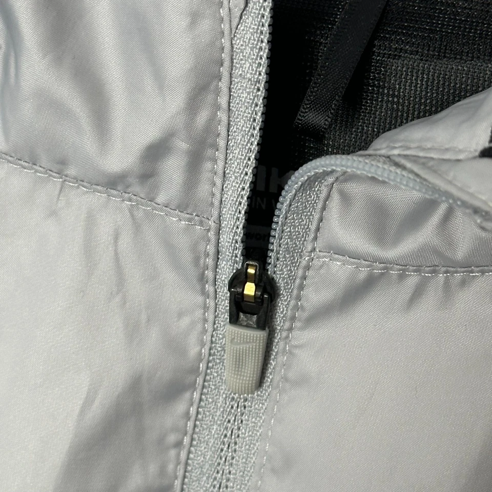 Nike Golf Quarter Zip Performance Jacket L Gray Black Mens Long Sleeve Pullover - Image 4 of 4