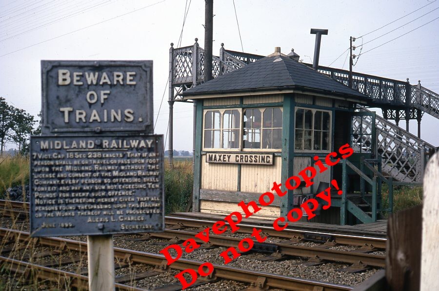 Original 35mm Slide Diesel/Electric Train/Railway Maxey Crossing 2nd
