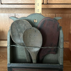 Farmhouse Primitive Wood Wall Box Spoon Holder Green over Black + 3 spoons — photo 9