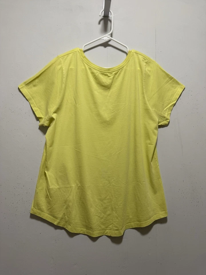 Camisa Nike manga corta amarilla y negra con logotipo gráfico para mujer talla 1X algodón Foto 4 de 4