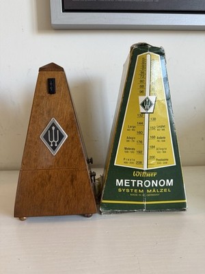 Wittner Metronom Holz Farbe Nussbaum 813
