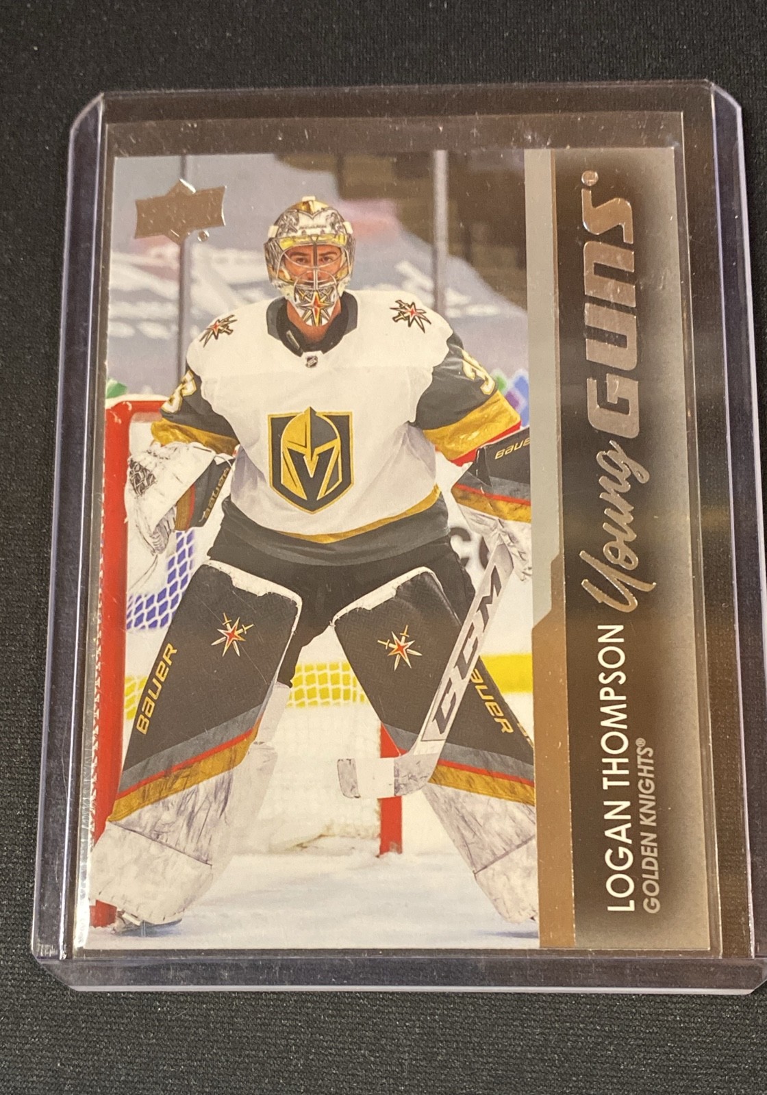 2021-22 Upper Deck Series 1 - Young Guns Logan Thompson #219 (RC)